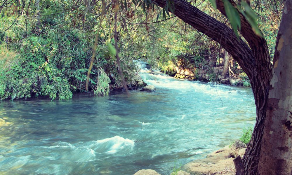 Illustration of the Jordan River, site of Jesus' baptism.